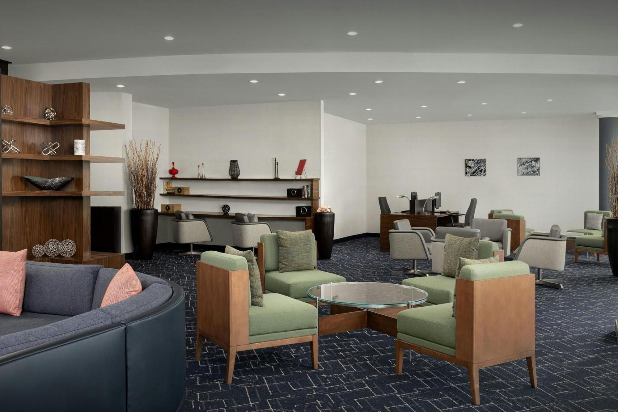 Courtyard By Marriott Salisbury Hotel Bagian luar foto