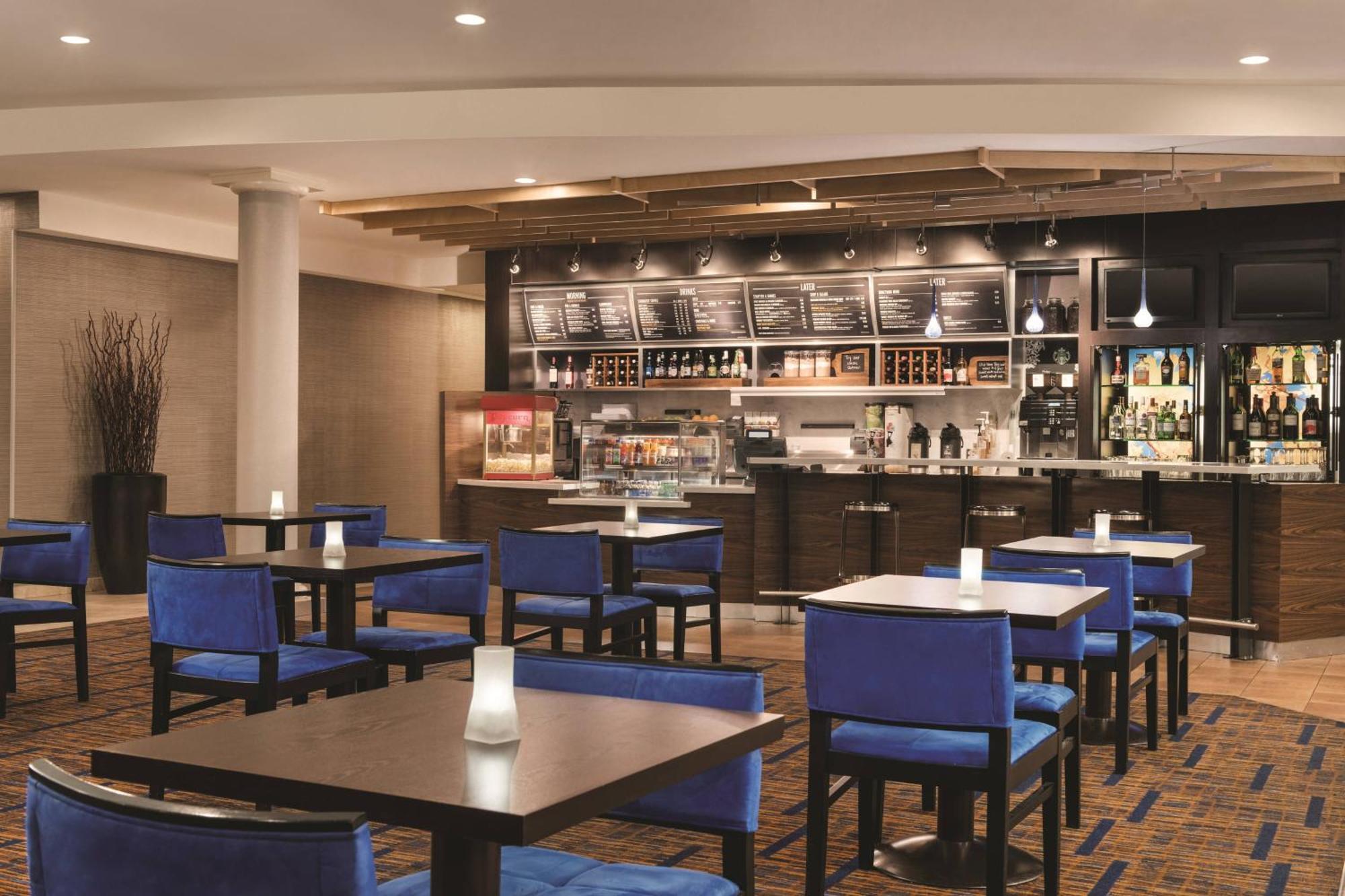 Courtyard By Marriott Salisbury Hotel Bagian luar foto